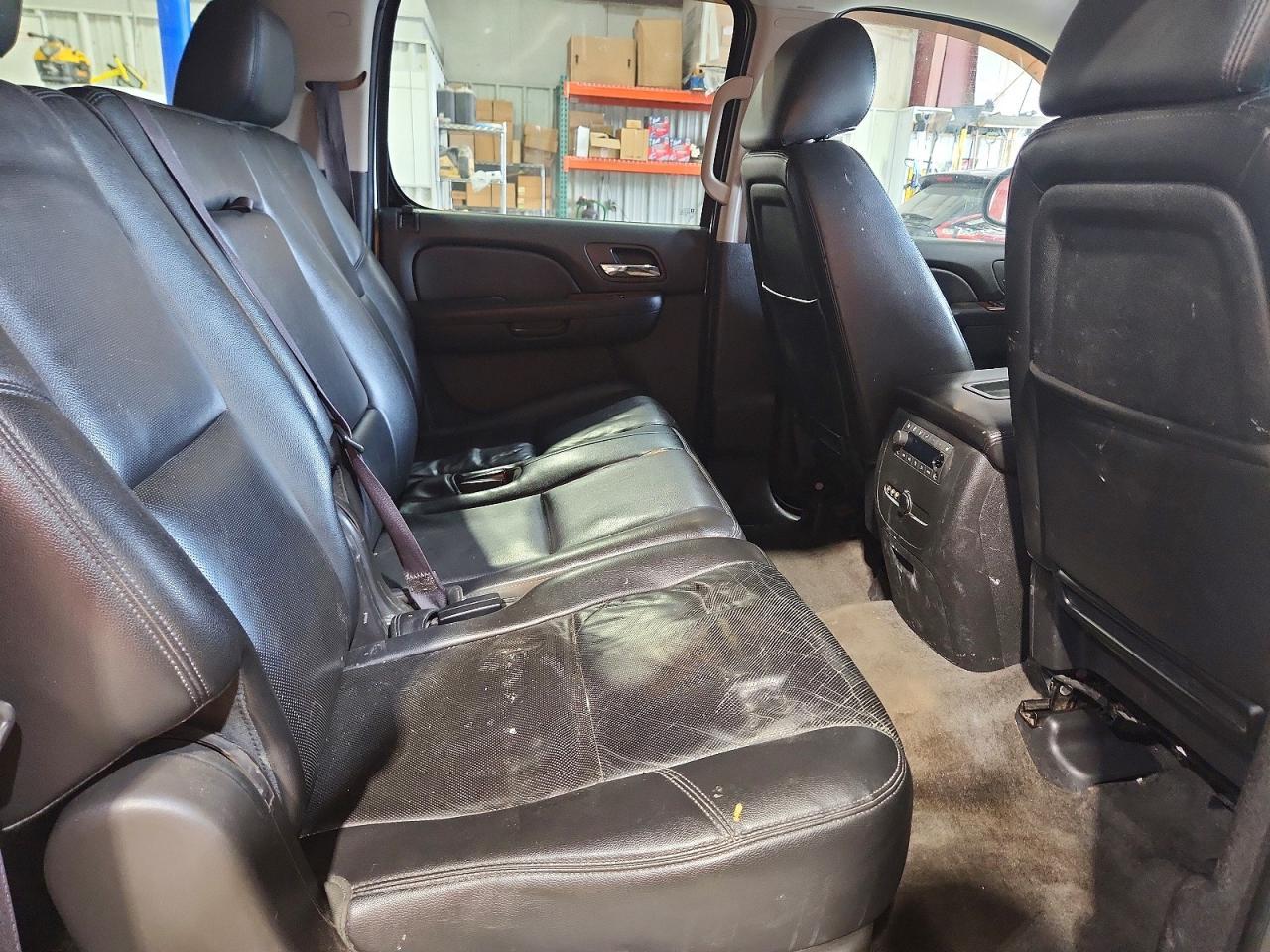 2013 Chevrolet Suburban K1500 Ltz - zdjęcie 11