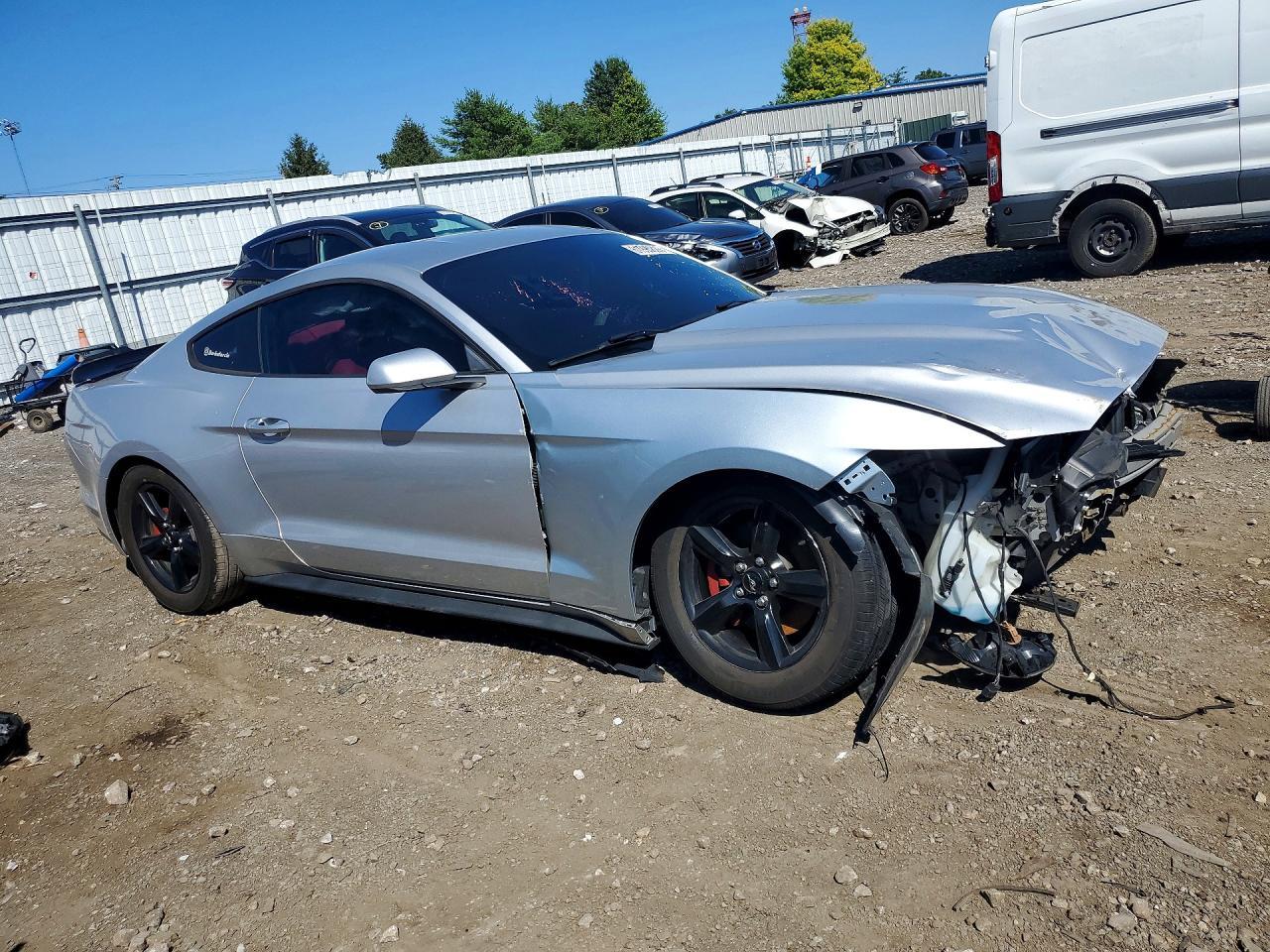 2016 Ford Mustang - zdjęcie 4