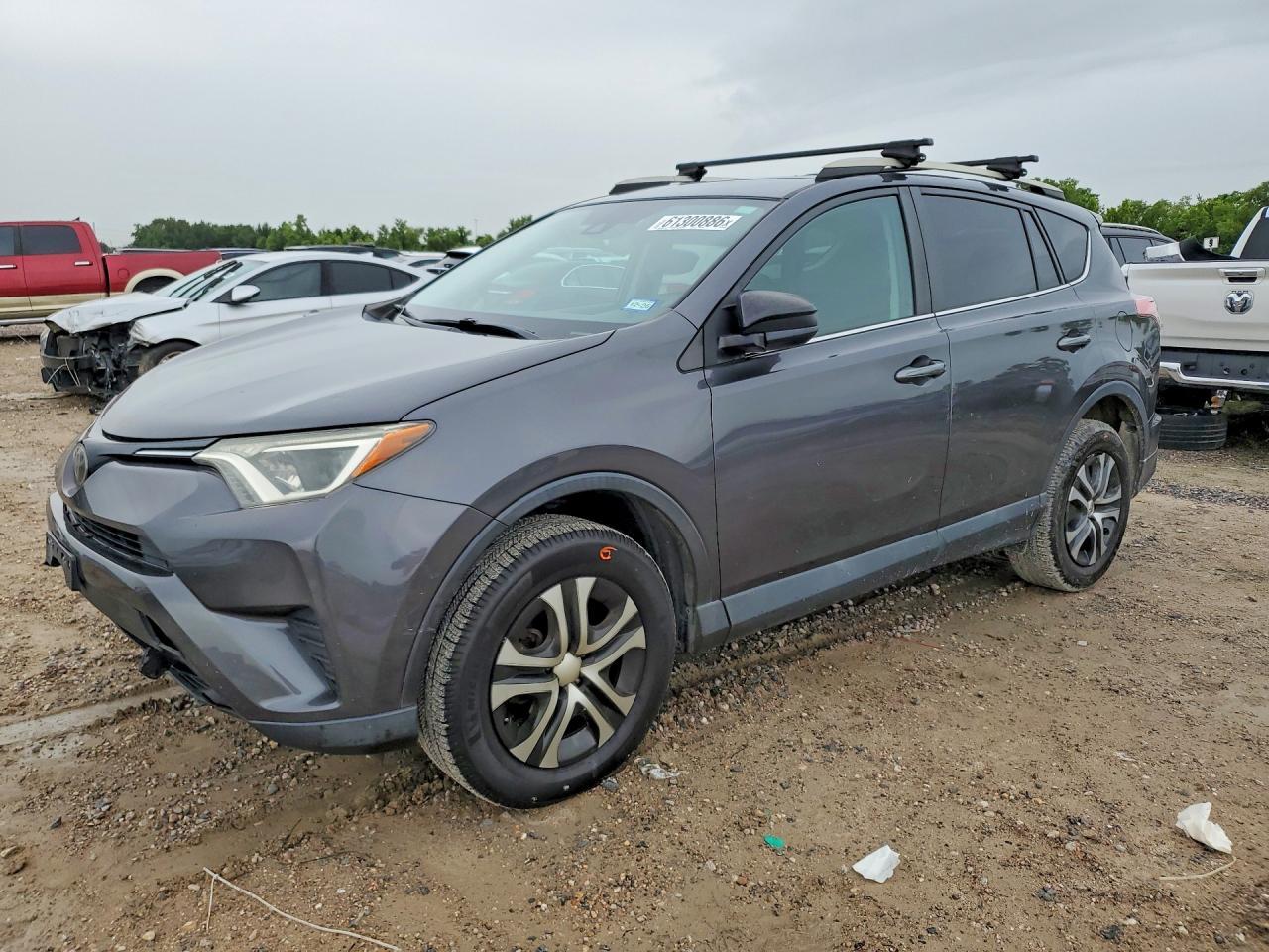 2018 Toyota Rav4 Le - zdjęcie główne