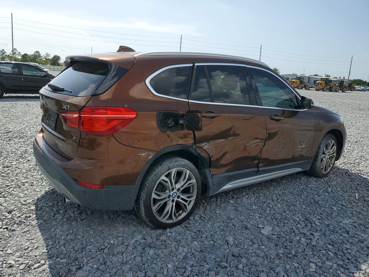 2016 BMW X1 xDrive28I - zdjęcie 3