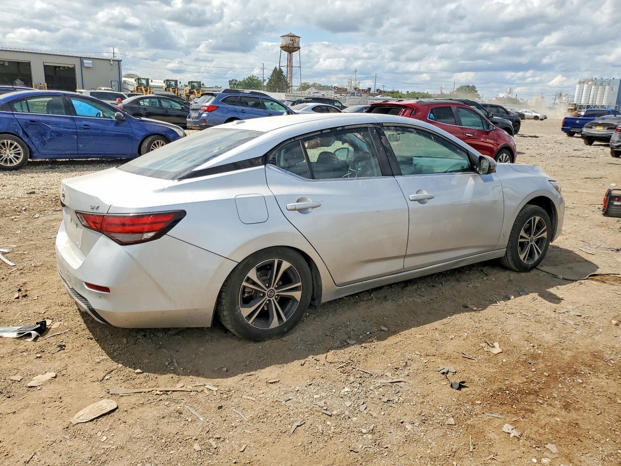 2023 Nissan Sentra Sv - zdjęcie 3
