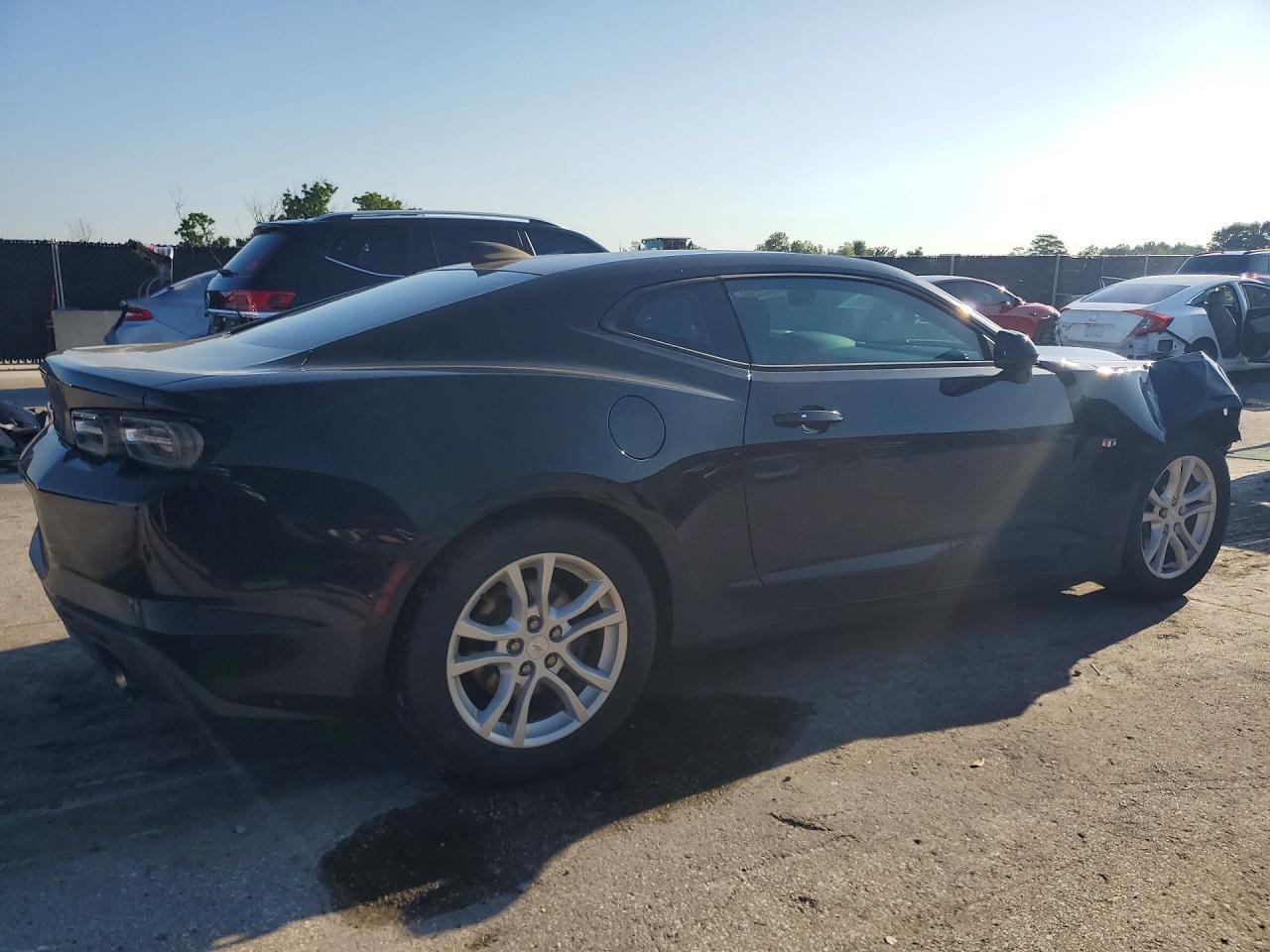 2019 Chevrolet Camaro Ls - zdjęcie 3