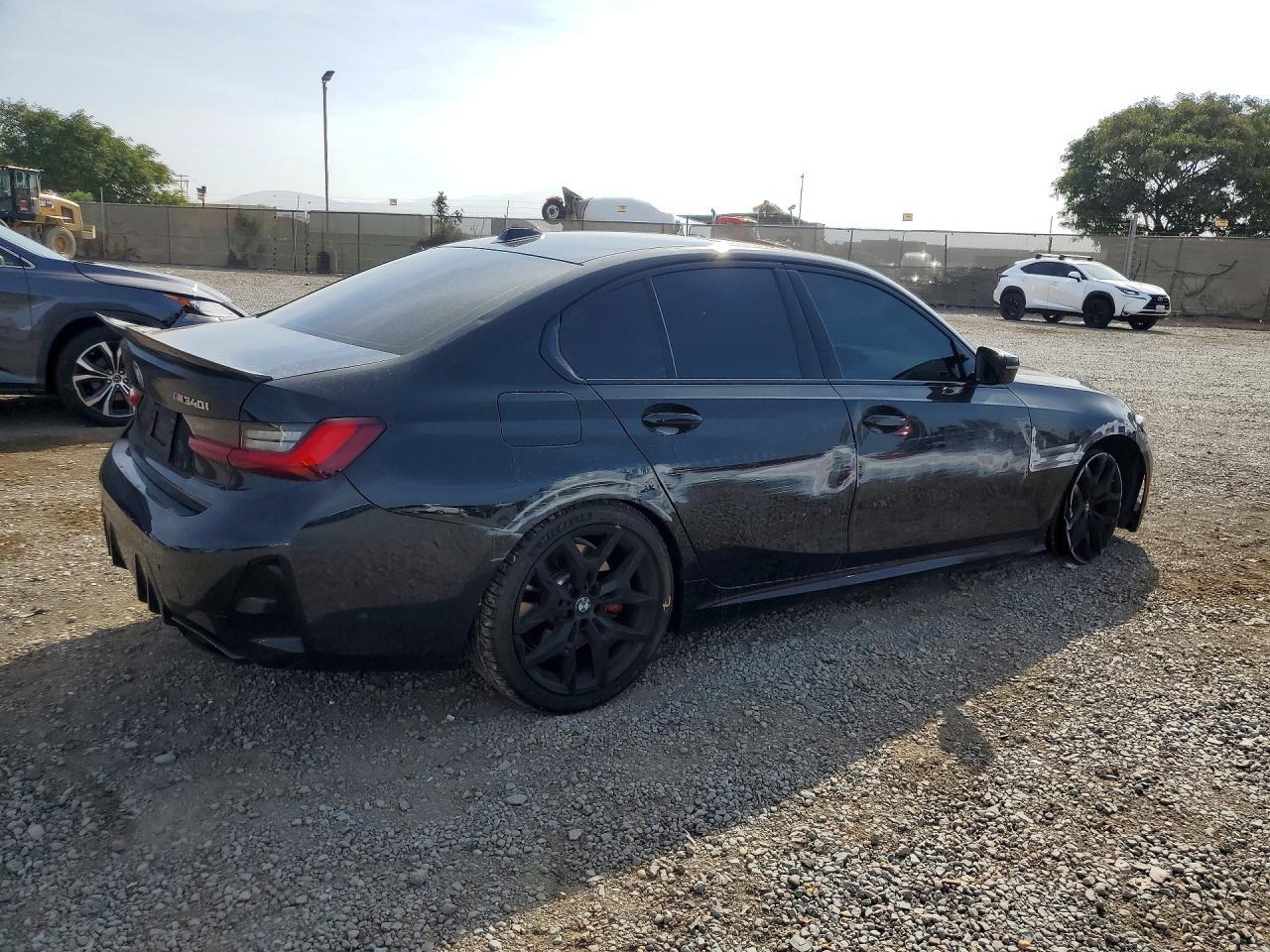 2025 BMW M340I - zdjęcie 3
