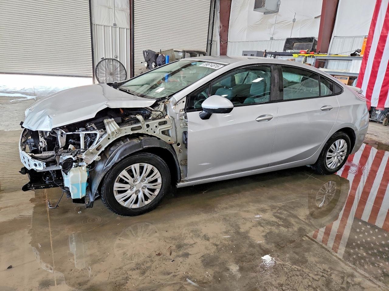 2017 Chevrolet Cruze Ls - zdjęcie główne