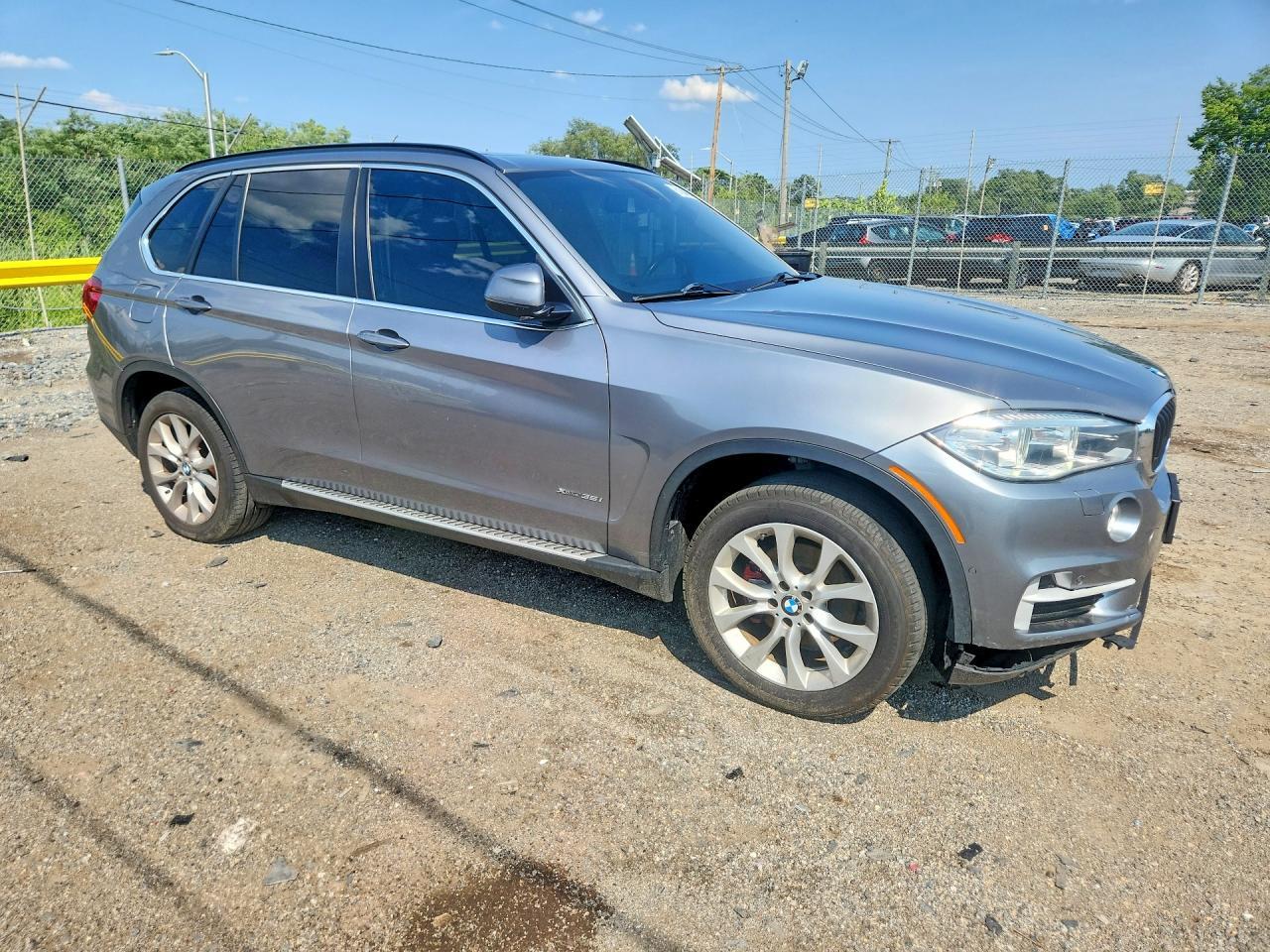2016 BMW X5 xDrive35I - zdjęcie 4