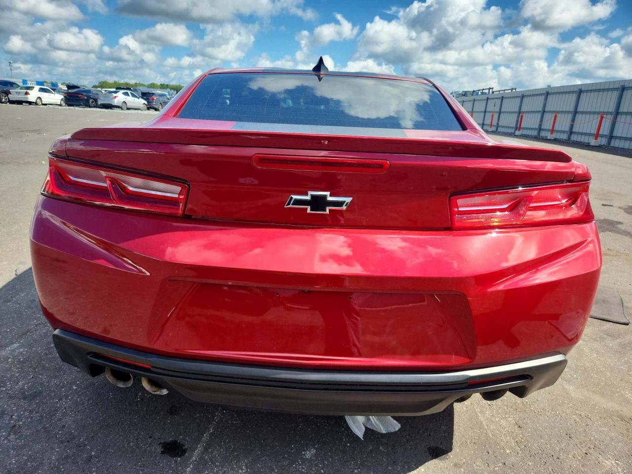 2017 Chevrolet Camaro Ls - zdjęcie 6