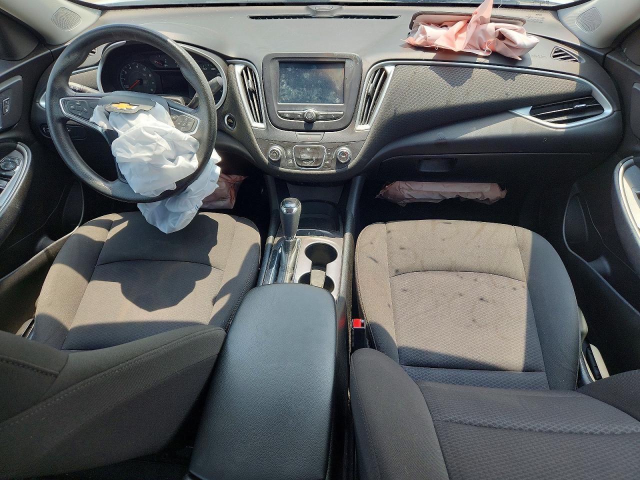 2018 Chevrolet Malibu Ls - zdjęcie 8