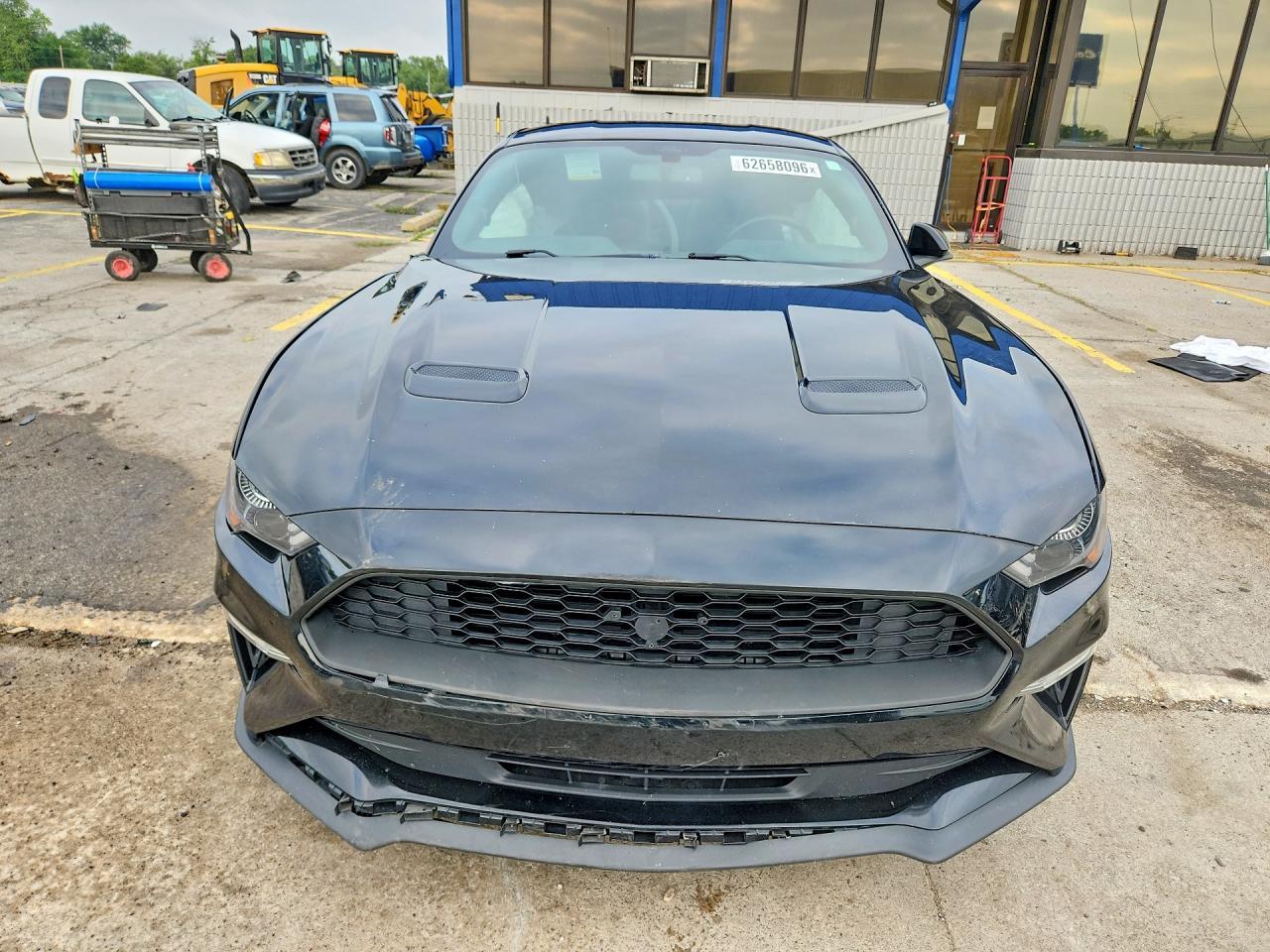 2018 Ford Mustang - zdjęcie 5