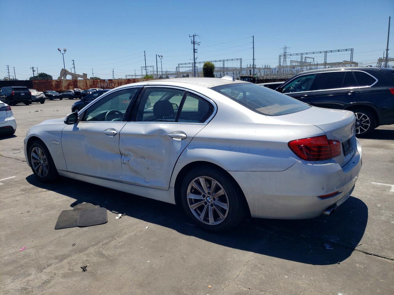 2015 BMW 528 I - zdjęcie 2