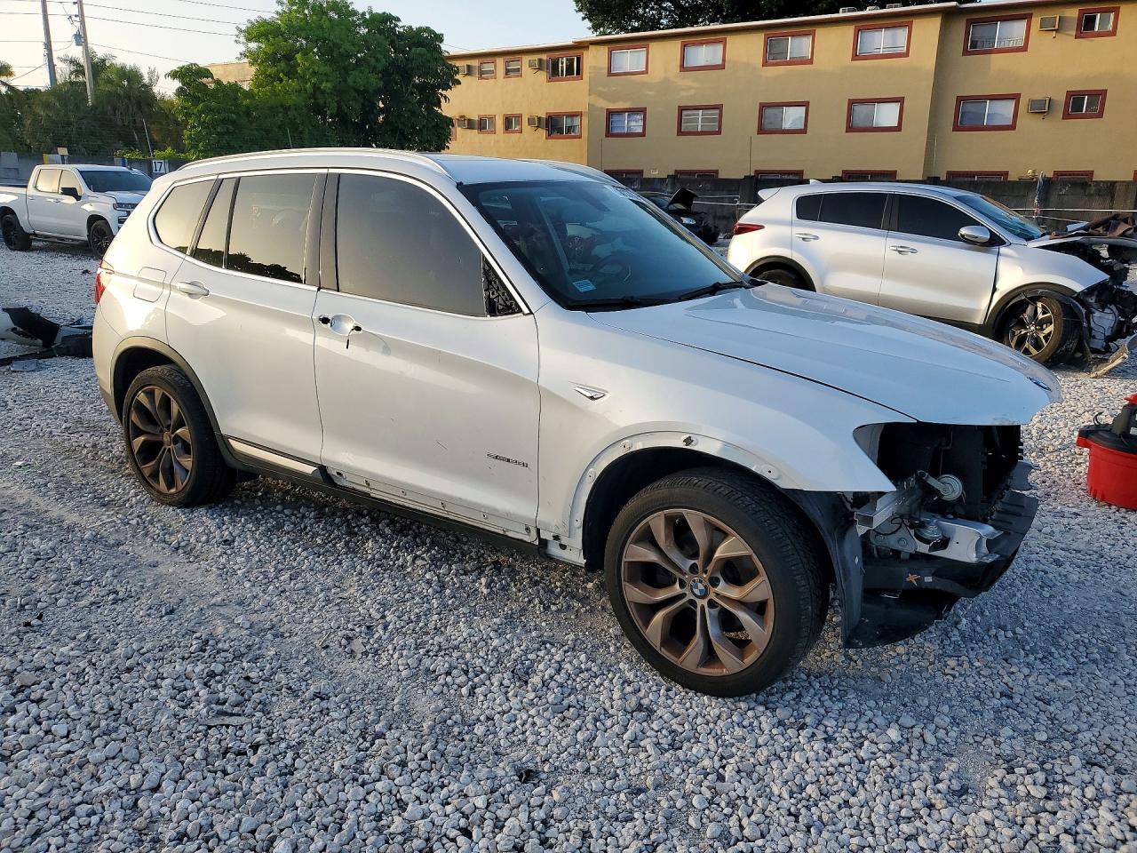 2017 BMW X3 Sdrive28I - zdjęcie 4