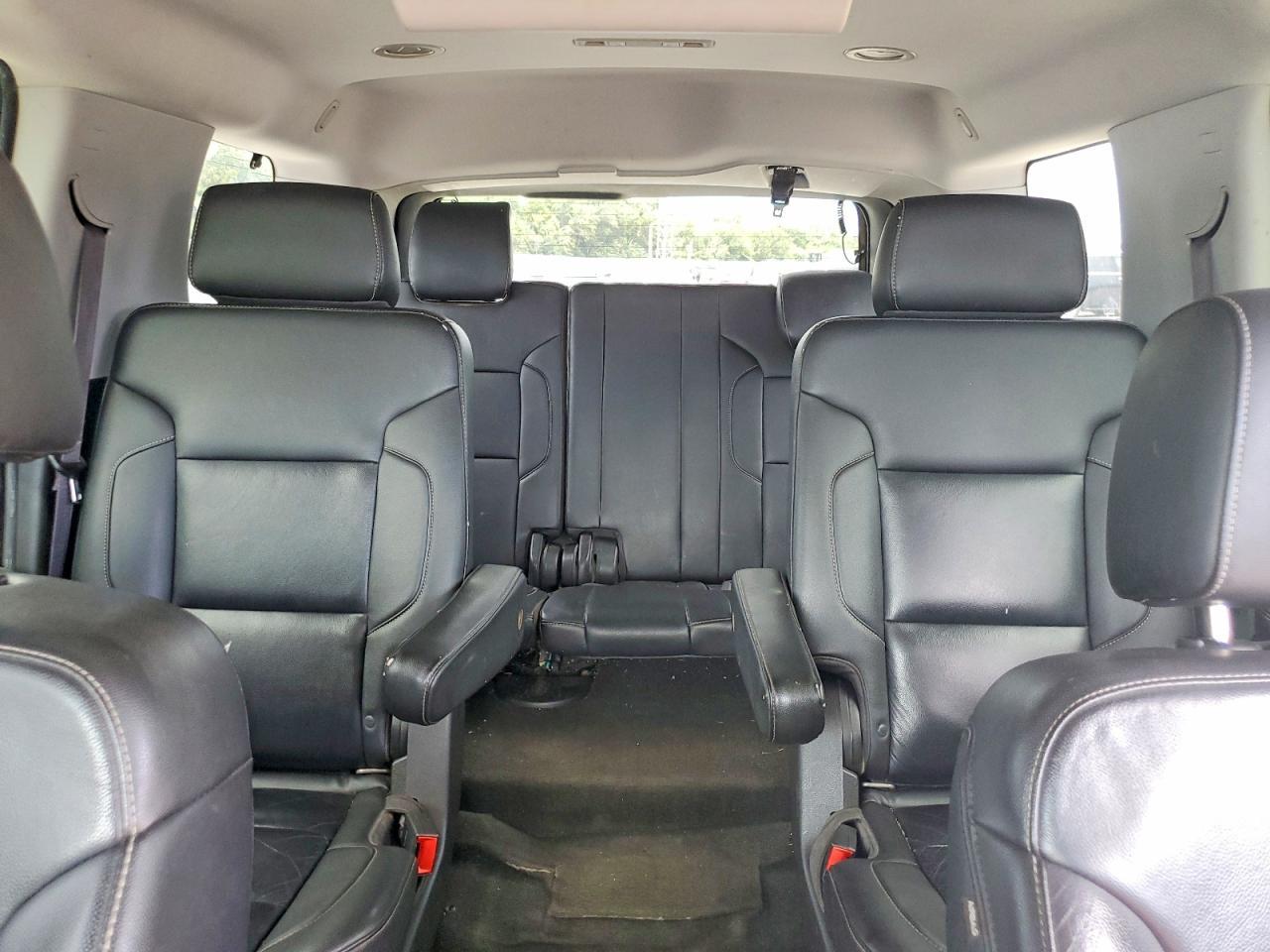 2016 Chevrolet Tahoe C1500 Lt - zdjęcie 10