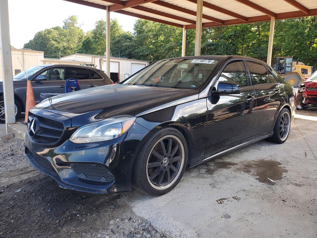 2015 Mercedes-Benz E 350 - zdjęcie główne