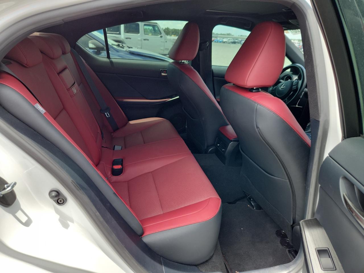 2024 Lexus Is 300 Base - zdjęcie 10