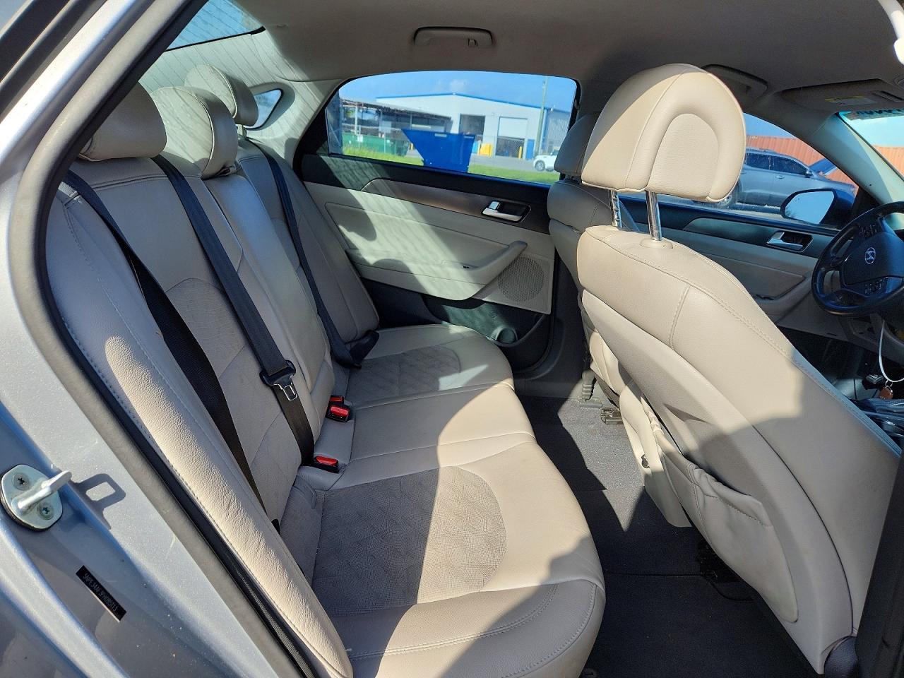 2015 Hyundai Sonata Sport - zdjęcie 10