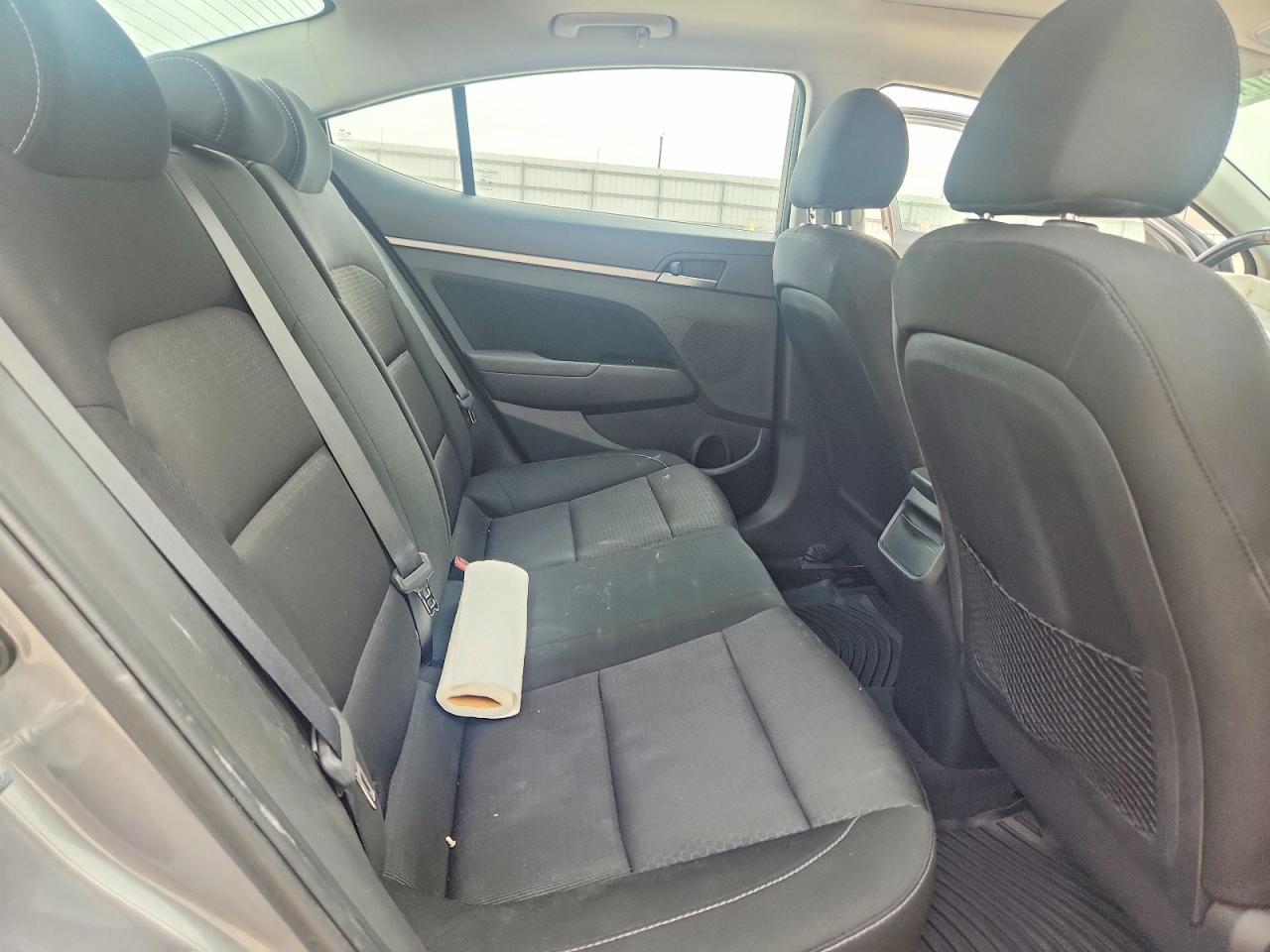 2018 Hyundai Elantra Value Edition - zdjęcie 10
