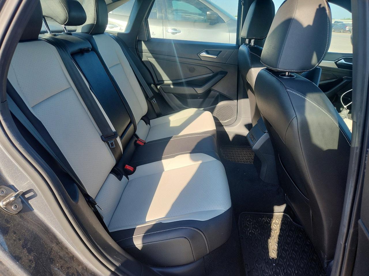 2021 Volkswagen Jetta S - zdjęcie 10