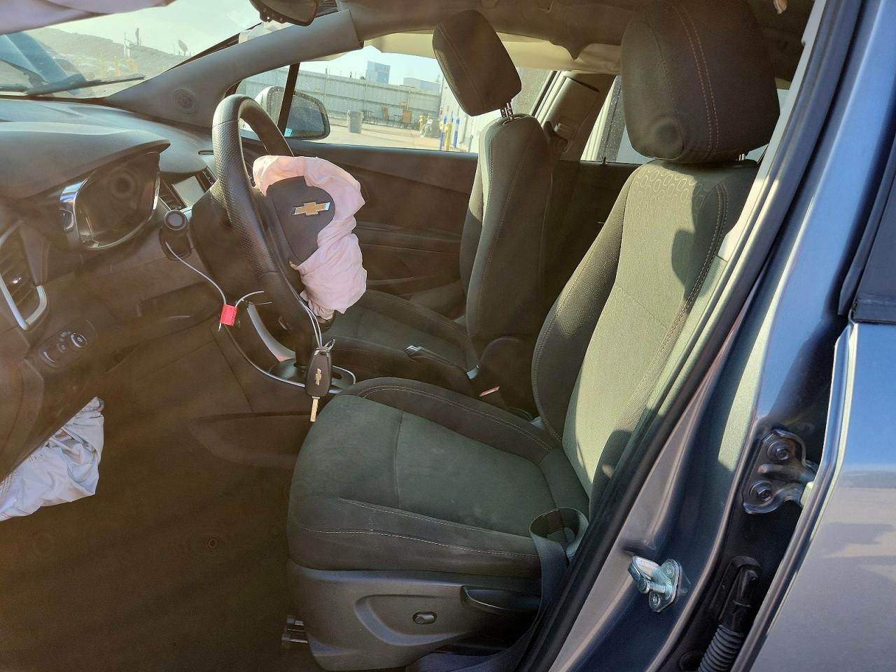 2020 Chevrolet Trax Ls - zdjęcie 7