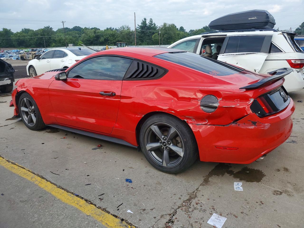 2016 Ford Mustang - zdjęcie 2
