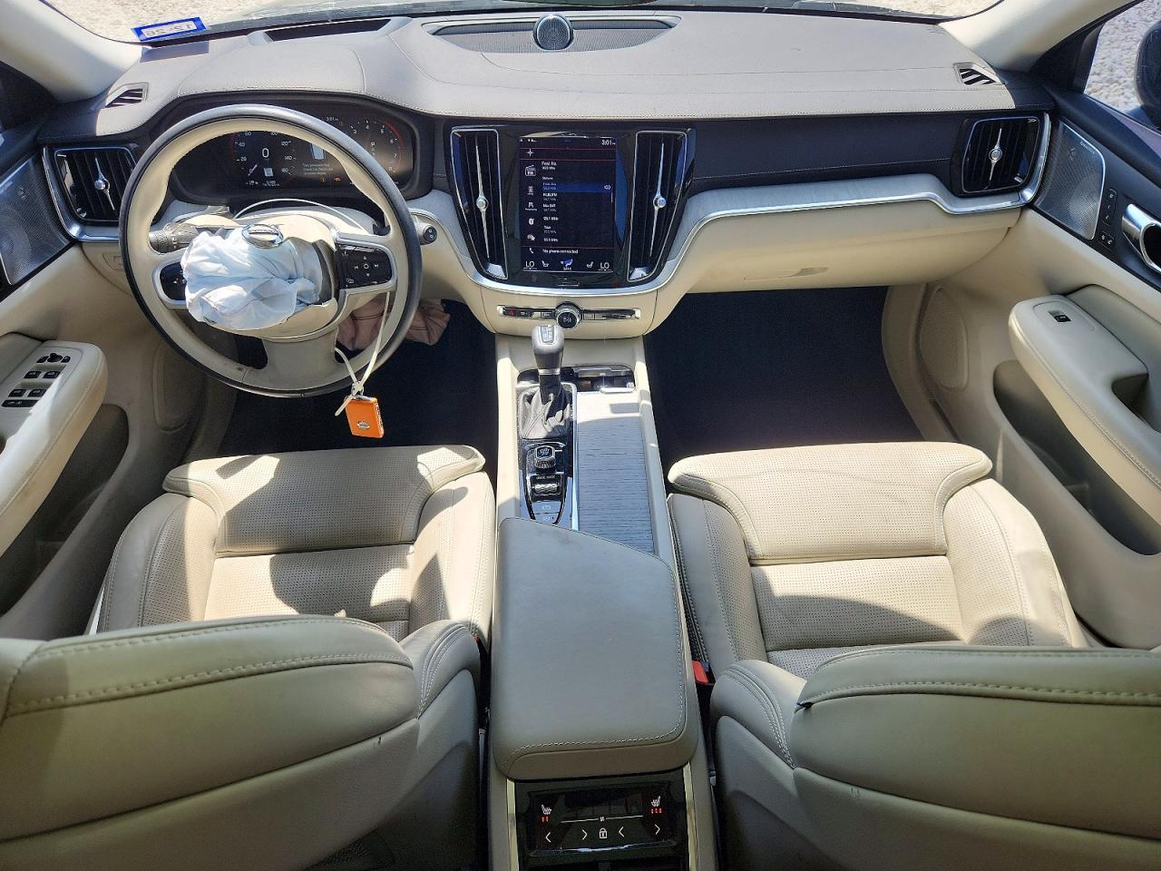 2021 Volvo V60 Cross Country T5 Momentum - zdjęcie 8