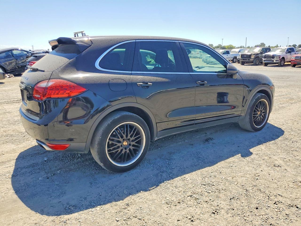 2014 Porsche Cayenne - zdjęcie 3