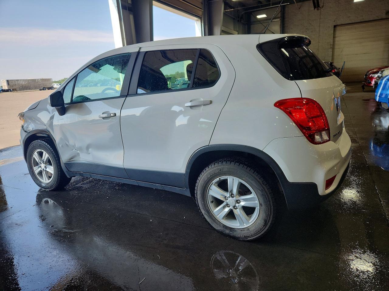 2017 Chevrolet Trax Ls - zdjęcie 2