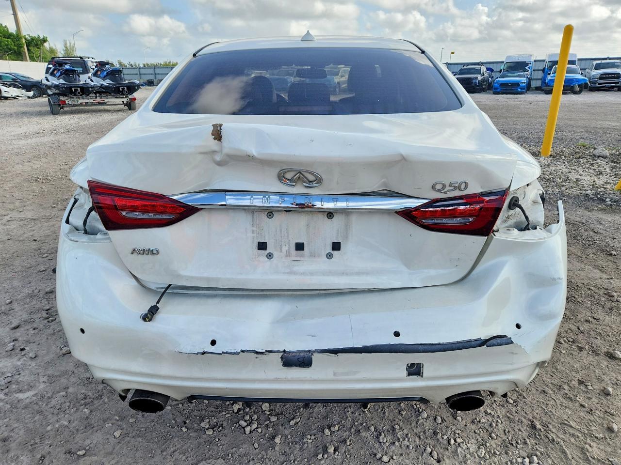 2021 Infiniti Q50 Luxe - zdjęcie 6