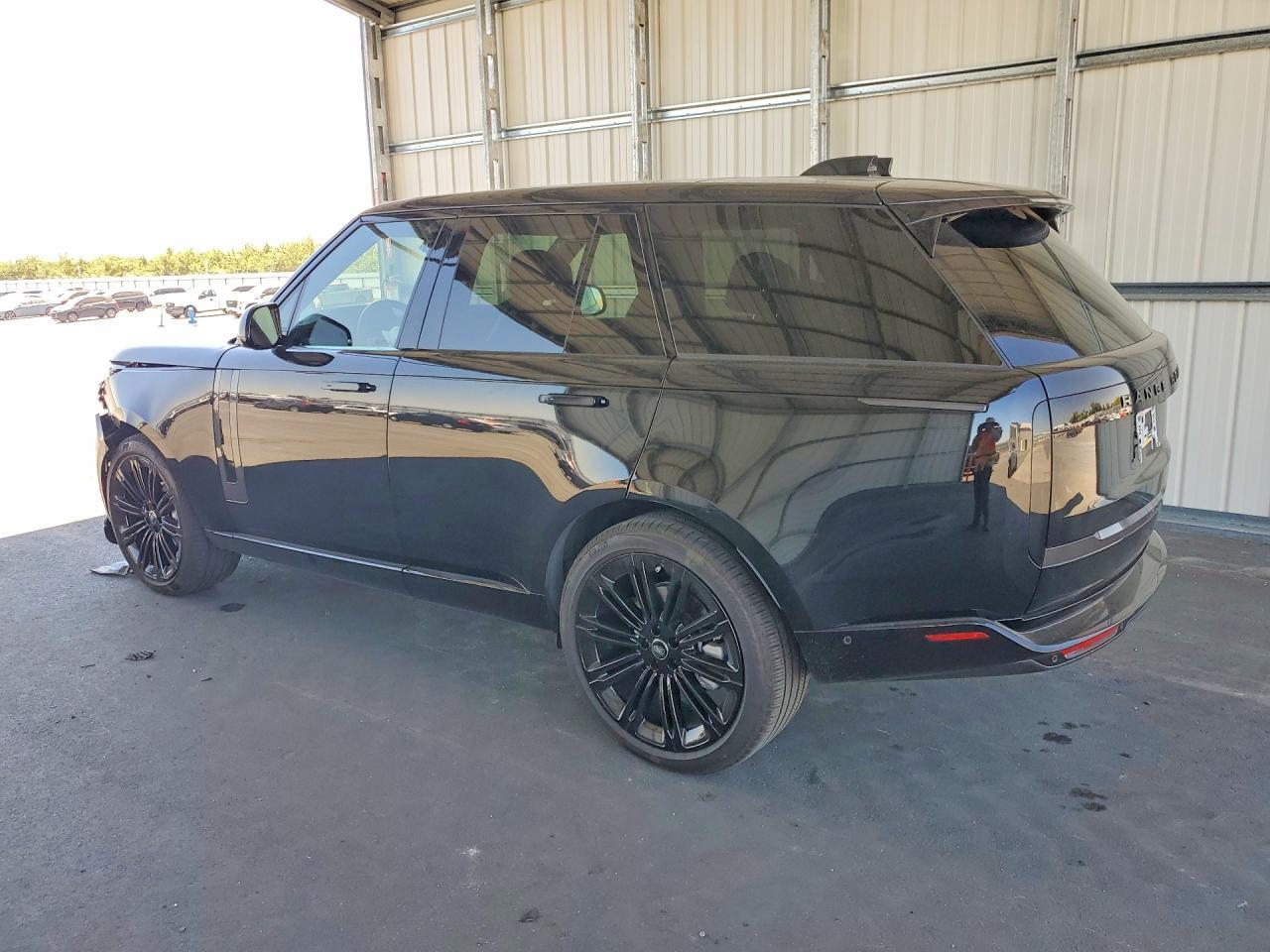 2025 Land Rover Range Rover Se - zdjęcie 2