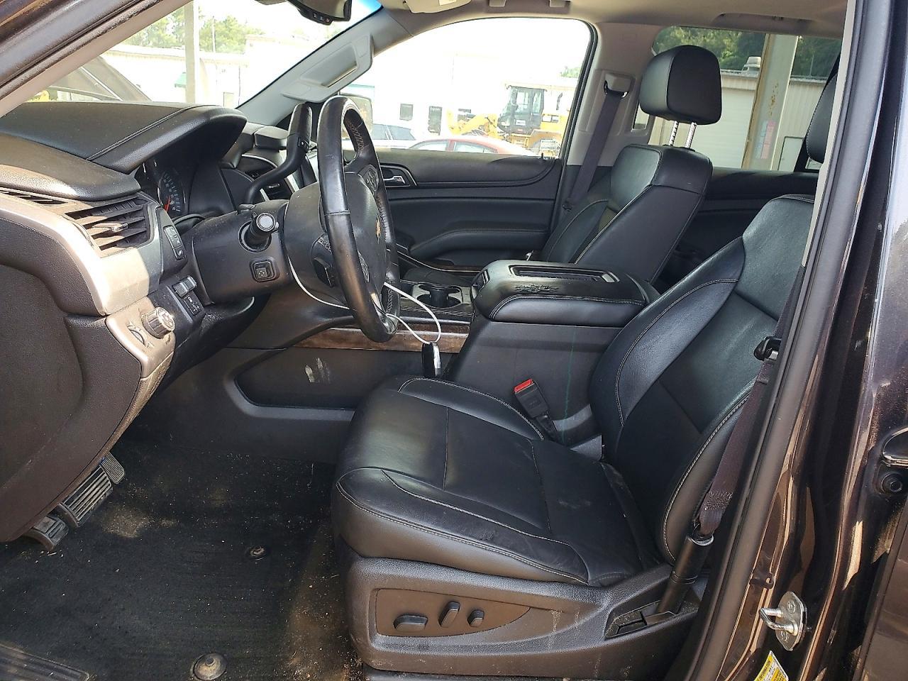 2016 Chevrolet Tahoe C1500 Lt - zdjęcie 7