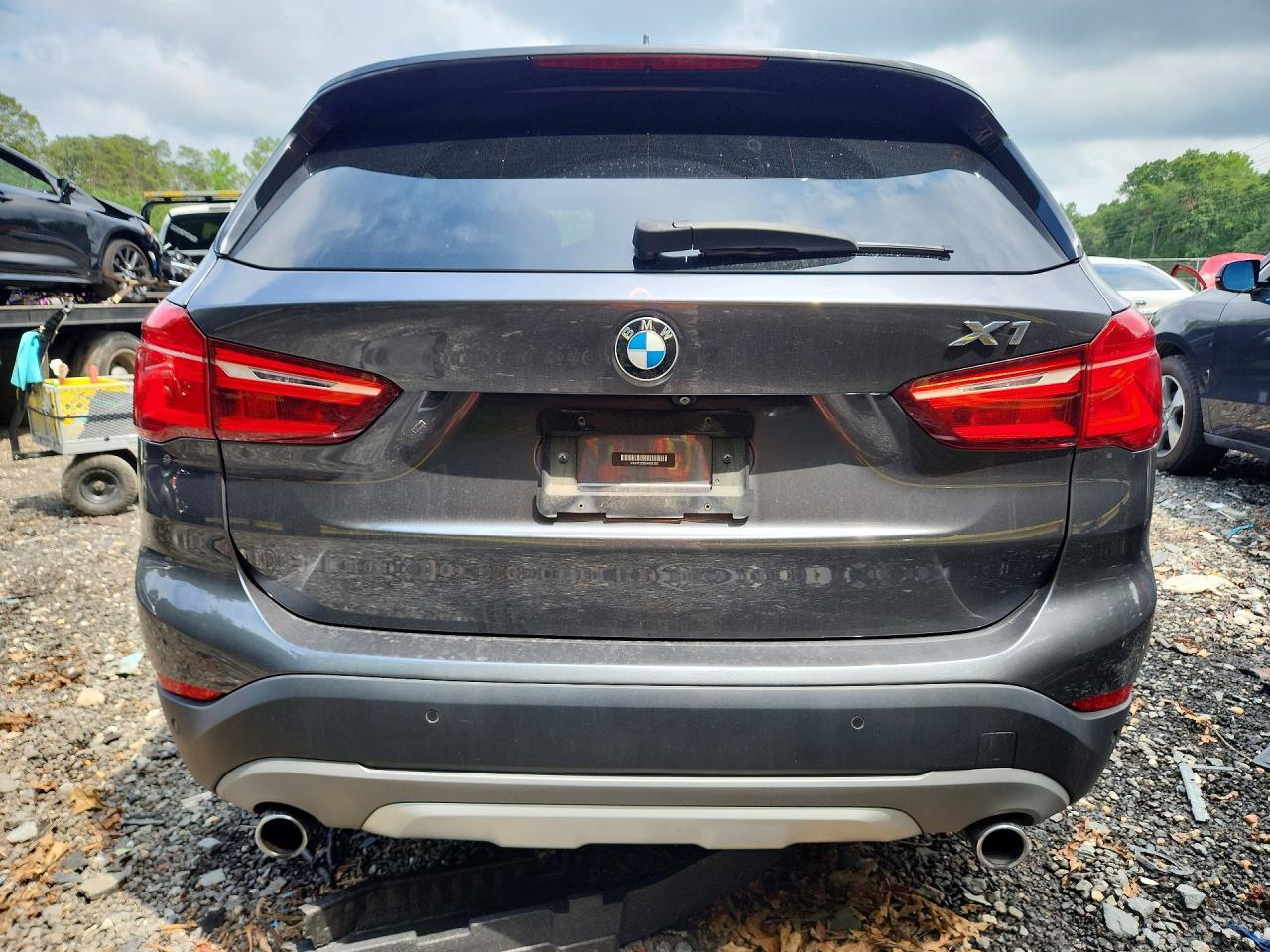 2016 BMW X1 xDrive28I - zdjęcie 6