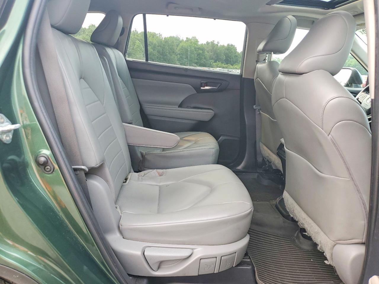 2023 Toyota Highlander Xle - zdjęcie 11