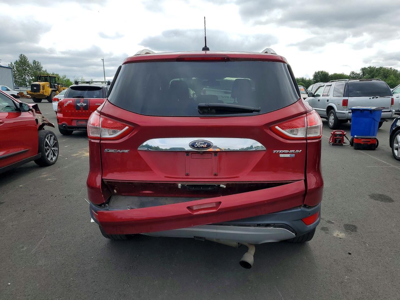2015 Ford Escape Titanium - zdjęcie 6