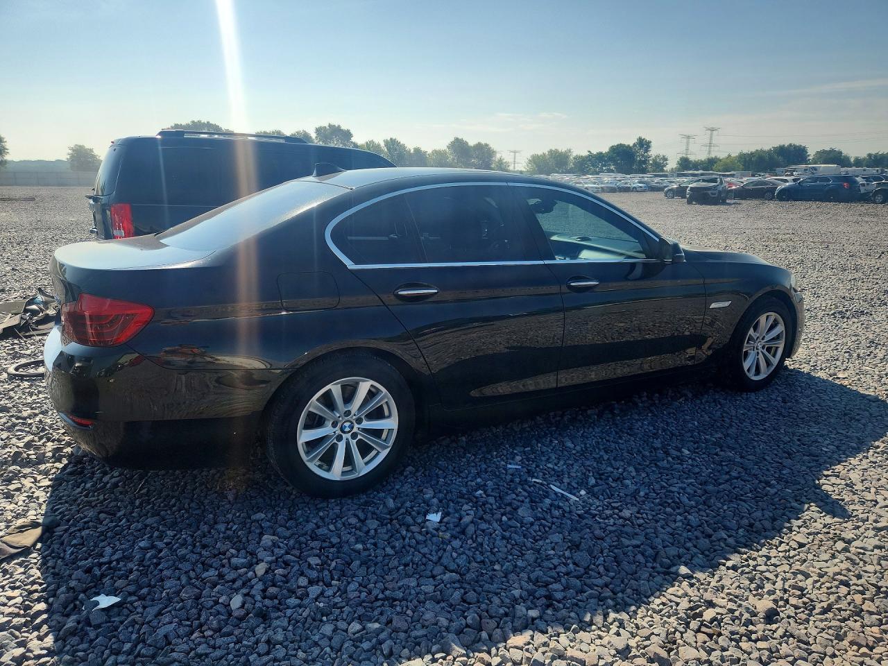 2015 BMW Seria 5 528i - zdjęcie 3