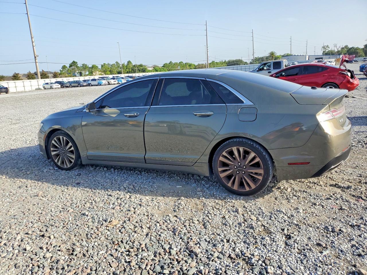 2017 Lincoln Mkz Reserve - zdjęcie 2