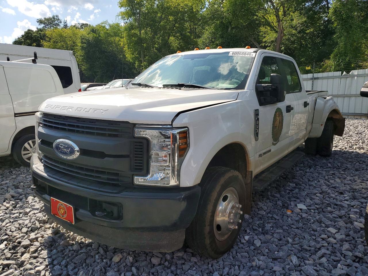 2019 Ford F350 Super Duty - zdjęcie główne