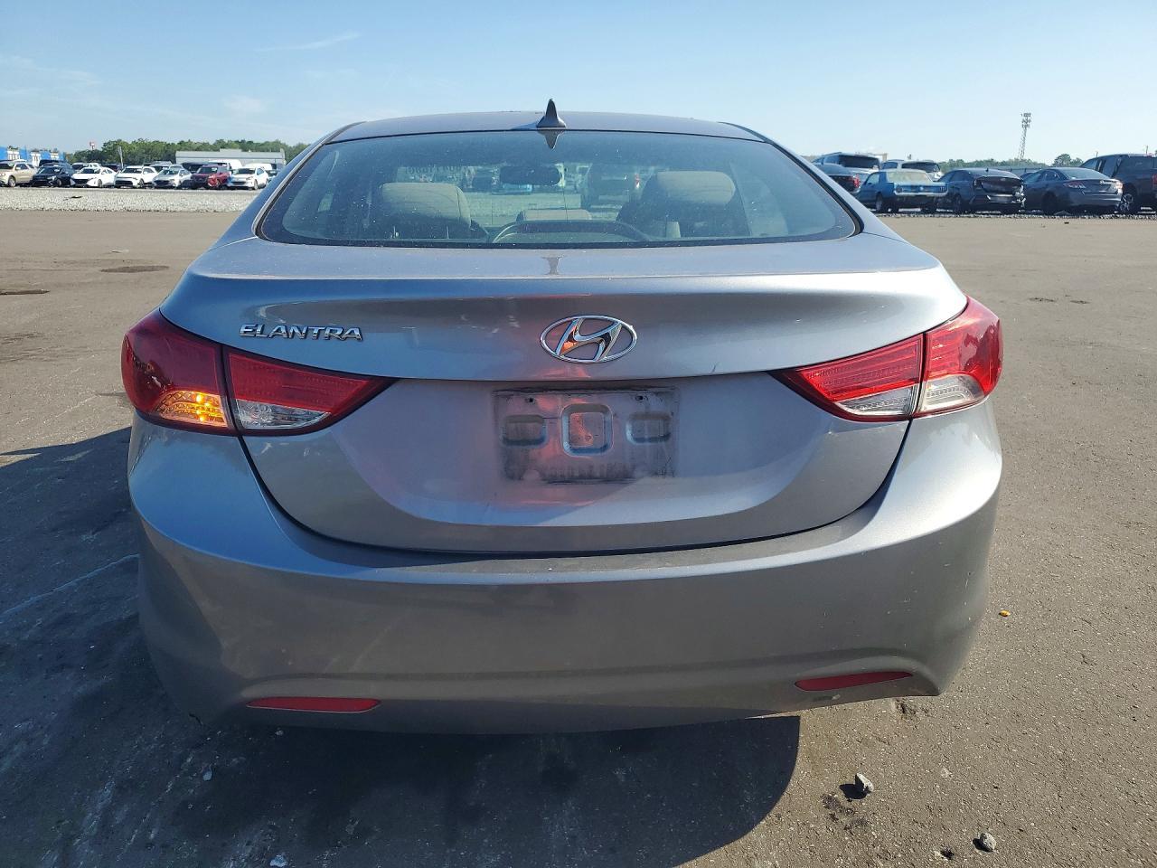 2013 Hyundai Elantra Gls - zdjęcie 6