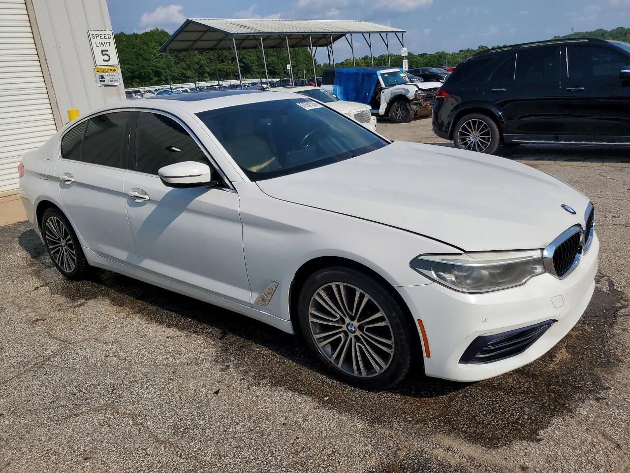 2017 BMW 540 I - zdjęcie 4
