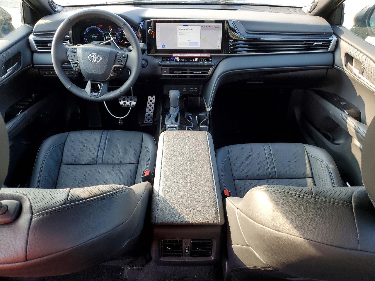 2026 Toyota Camry Xse - zdjęcie 8