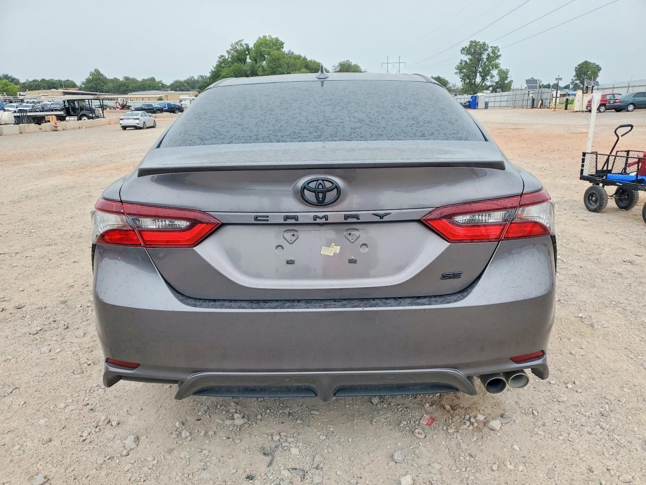 2021 Toyota Camry Se - zdjęcie 6