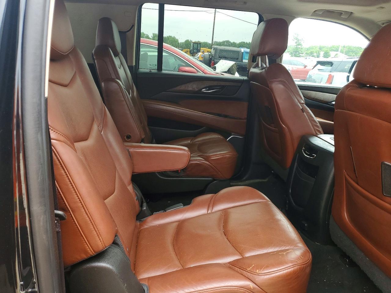 2016 Cadillac Escalade Esv Luxury - zdjęcie 11