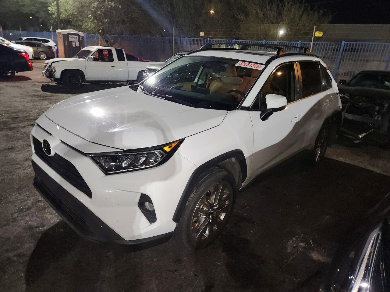 2019 Toyota Rav4 Xle Premium - zdjęcie główne