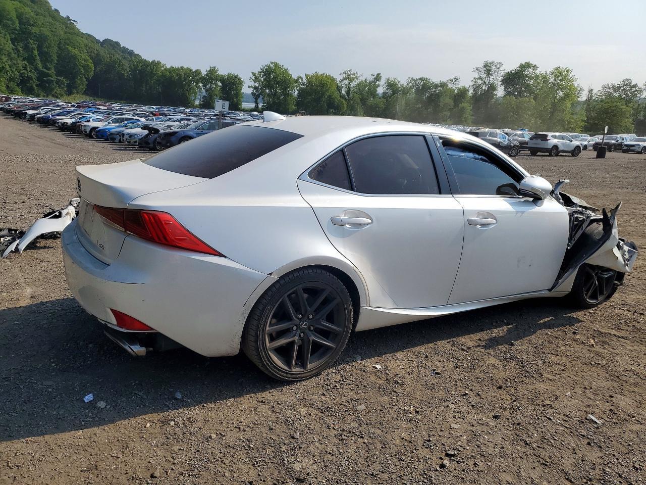 2017 Lexus Is 200T - zdjęcie 3