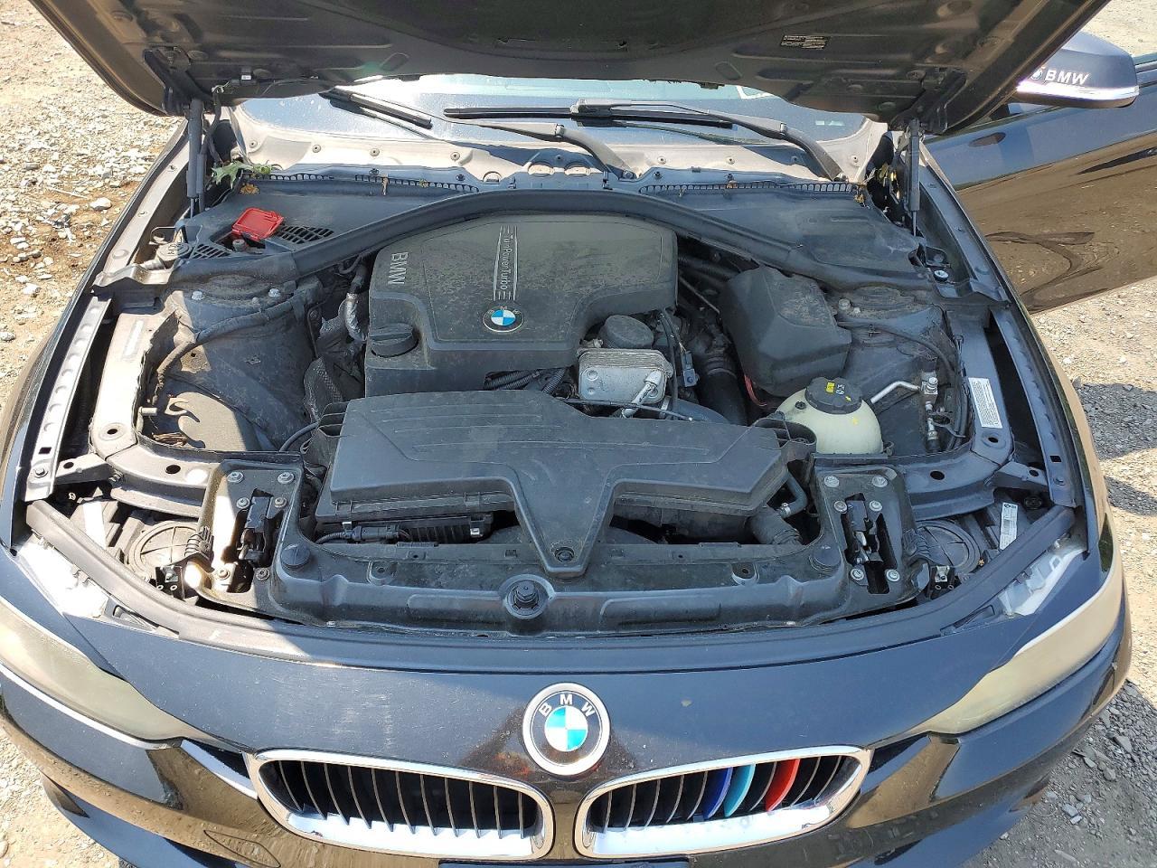 2015 BMW Seria 3 328i - zdjęcie 11