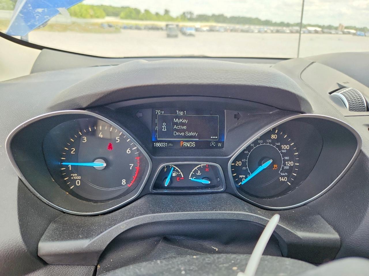 2017 Ford Escape Titanium - zdjęcie 9