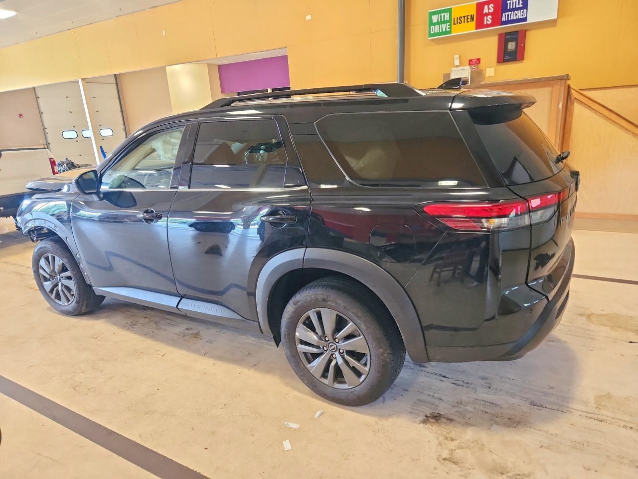 2026 Nissan Pathfinder Sv - zdjęcie 2