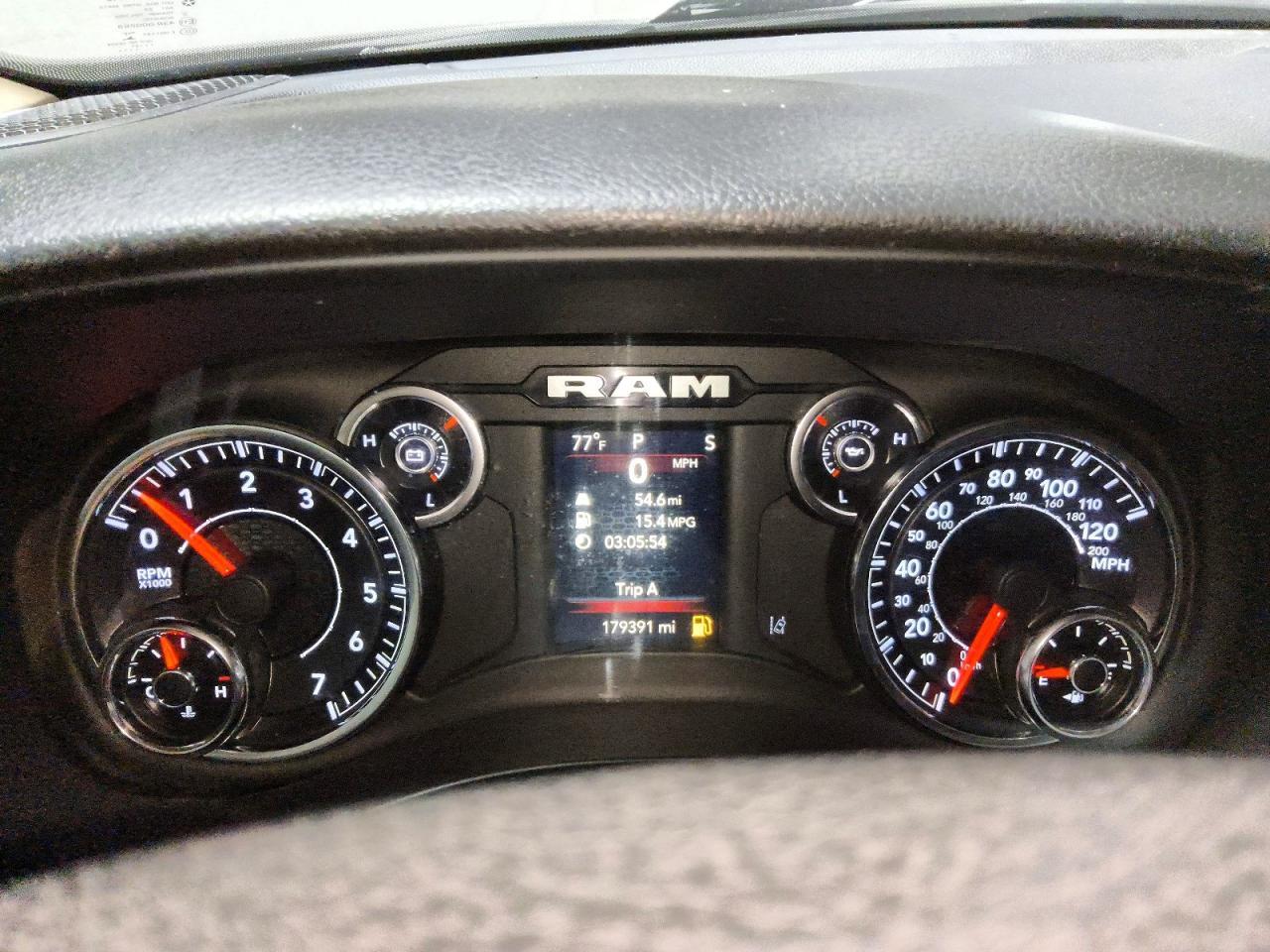2021 Ram 1500 Tradesman - zdjęcie 9