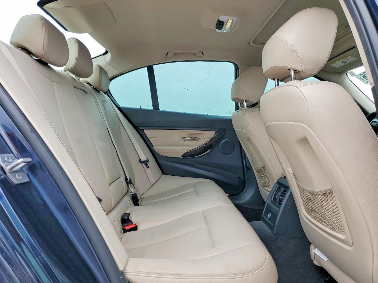 2015 BMW 328 I - zdjęcie 10