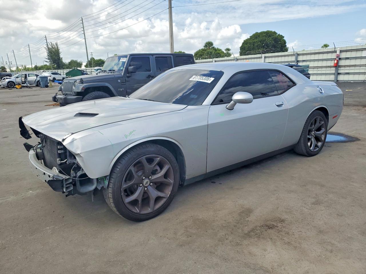 2019 Dodge Challenger Gt - zdjęcie główne