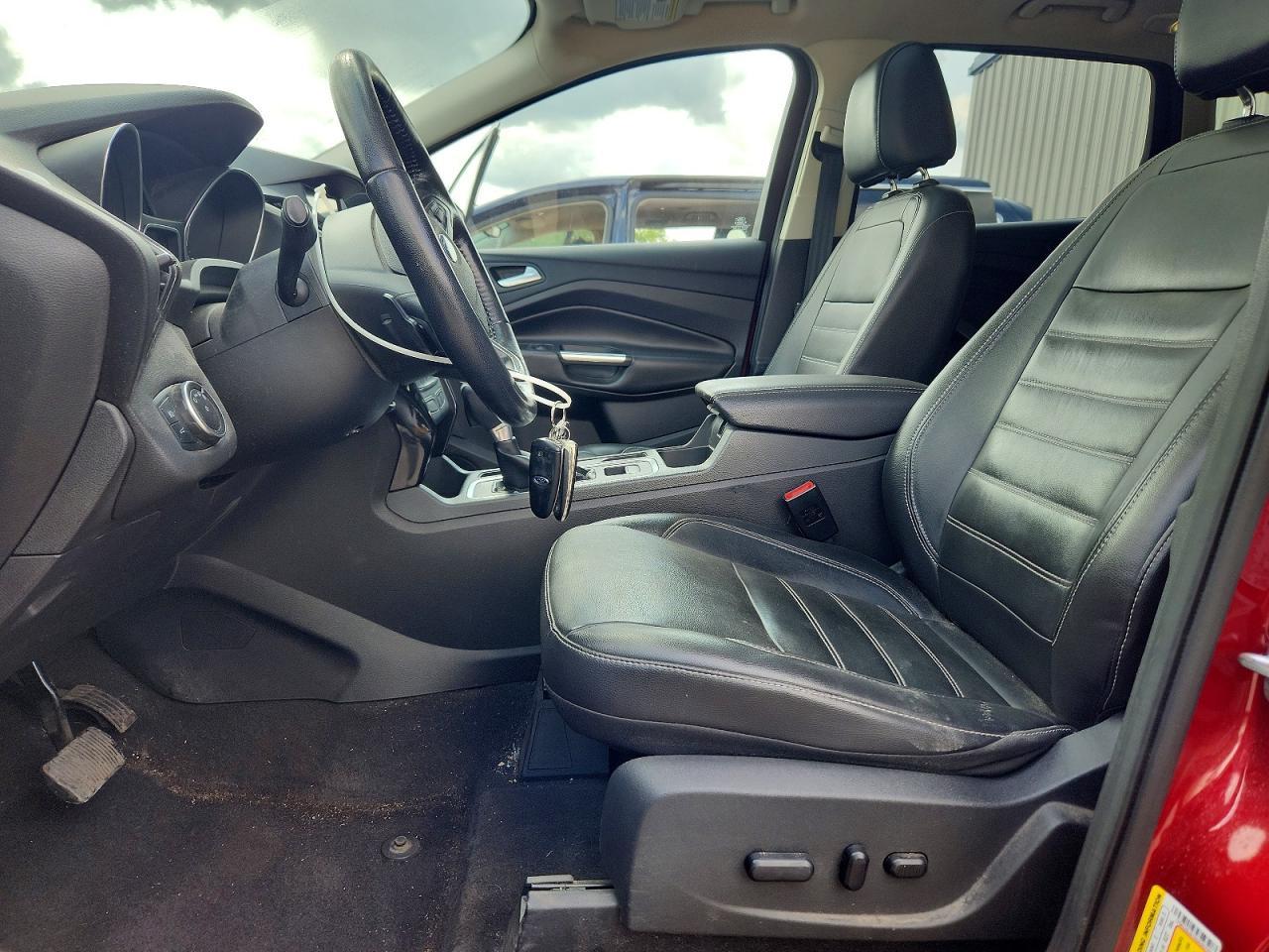 2017 Ford Escape Titanium - zdjęcie 7