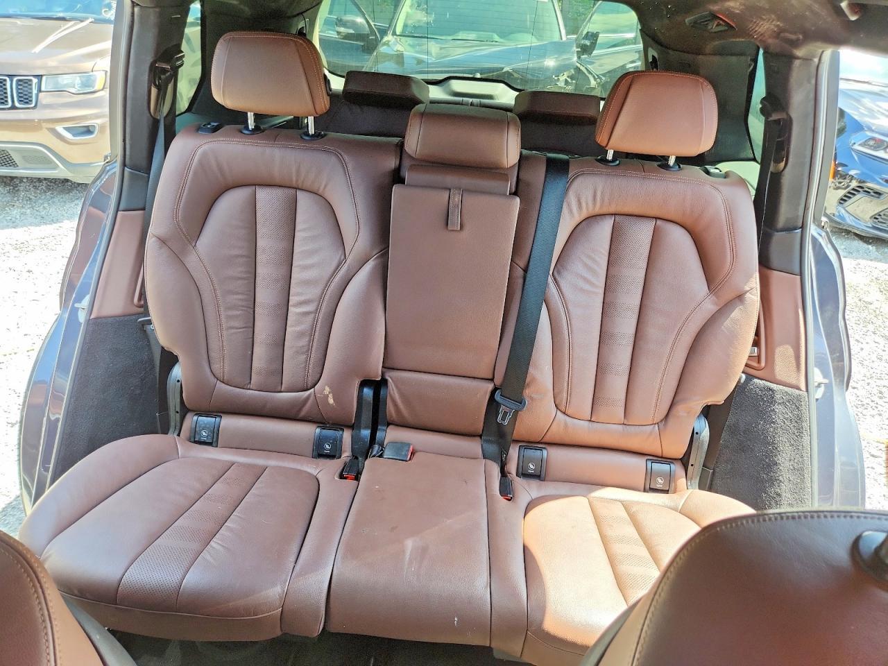 2019 BMW X7 xDrive50I - zdjęcie 10