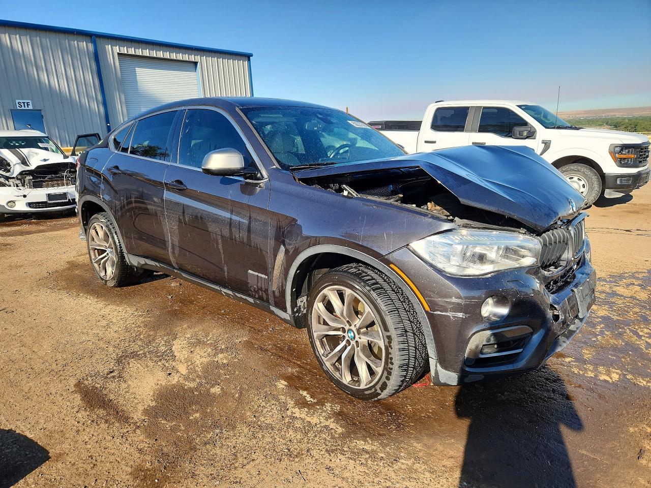 2017 BMW X6 xDrive50I - zdjęcie 4